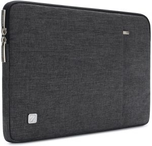 Auf Weltreise solltest Du Deinen Laptop mit einer Tasche gut schützen